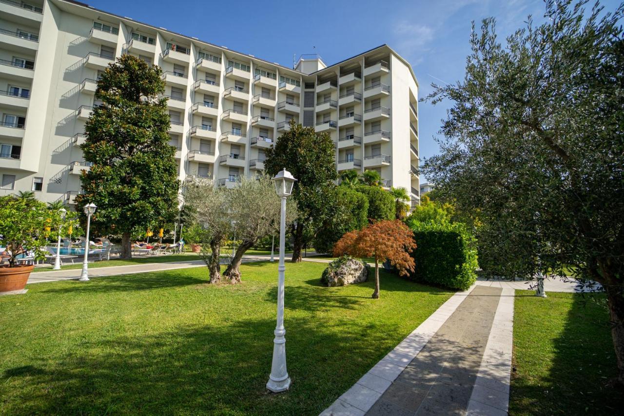 Hotel Ariston Molino Buja Abano Terme Buitenkant foto